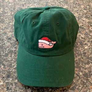 Vineyard vines hat.
